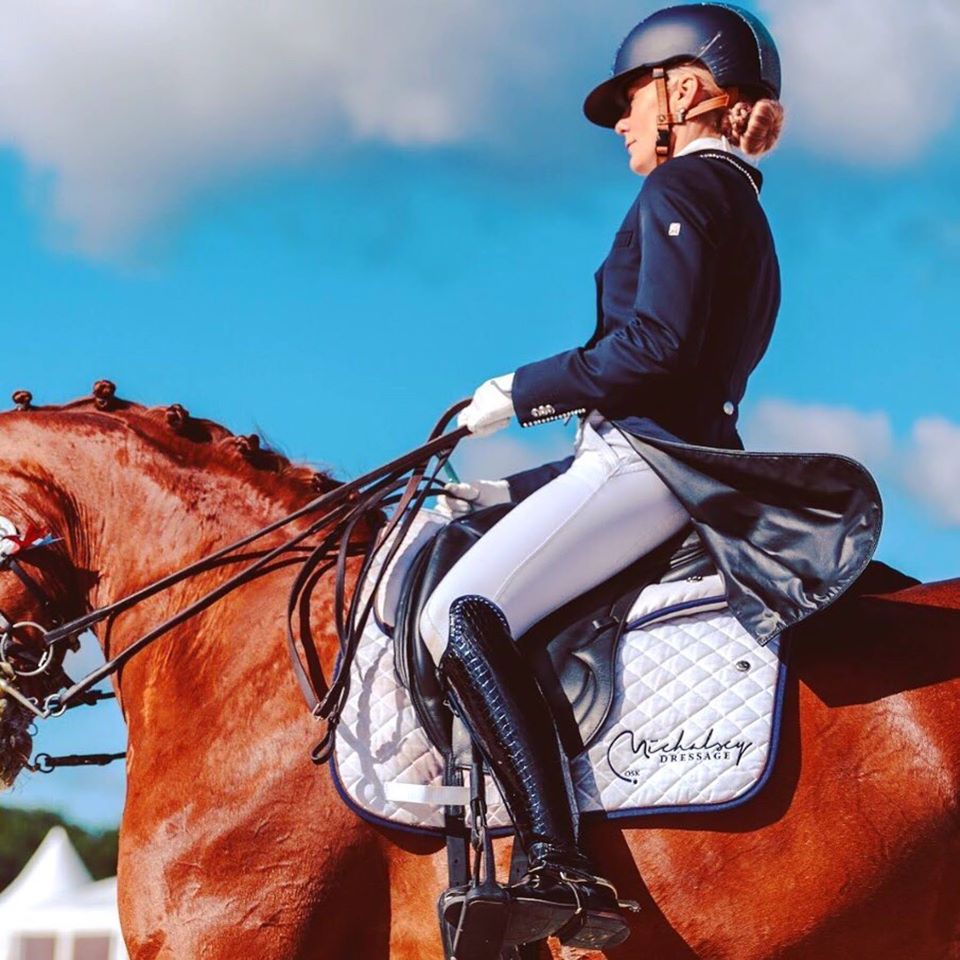 Ogilvy Saddle Pads Dressage Profile
