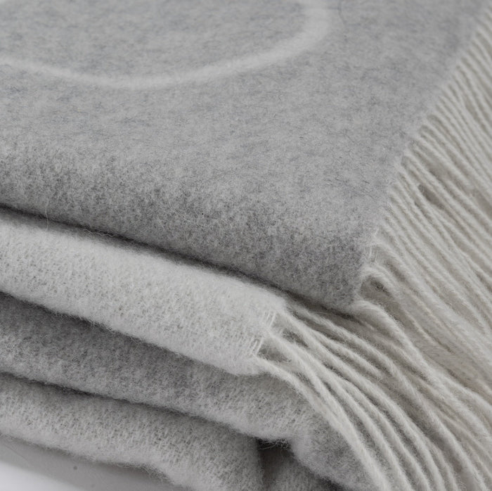 WOOL CASHMERE THROW VERY LIGHT GREY